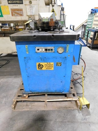 1/4" x 8.6" x 8.6" Boschert #LB15, Notcher, 6.5 HP, 230/460 V. - Image 1