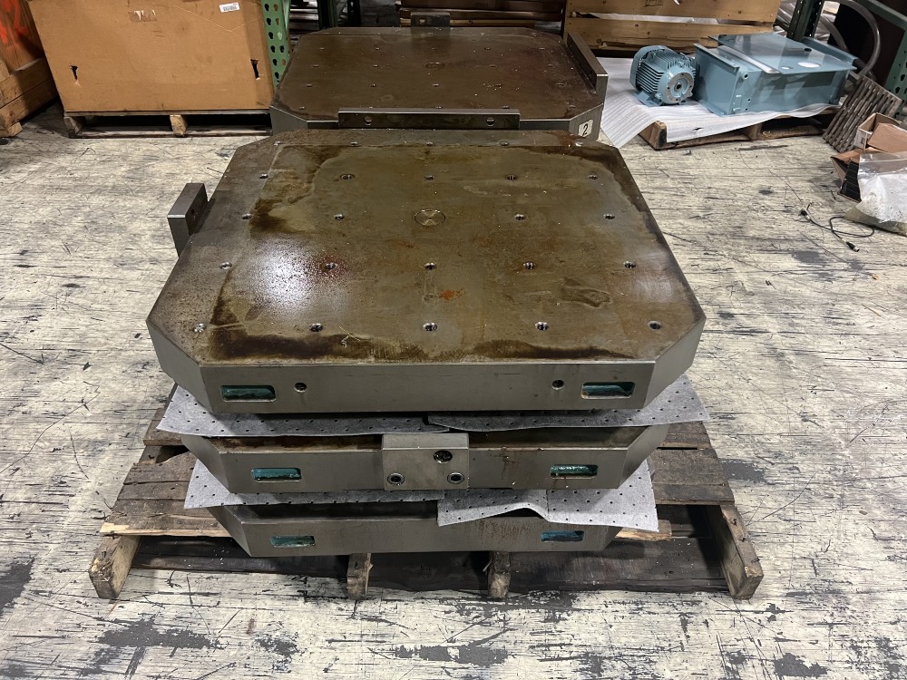 Makino #A99, machine pallets w/ edge locators, 2000 (6 available) - Image 2