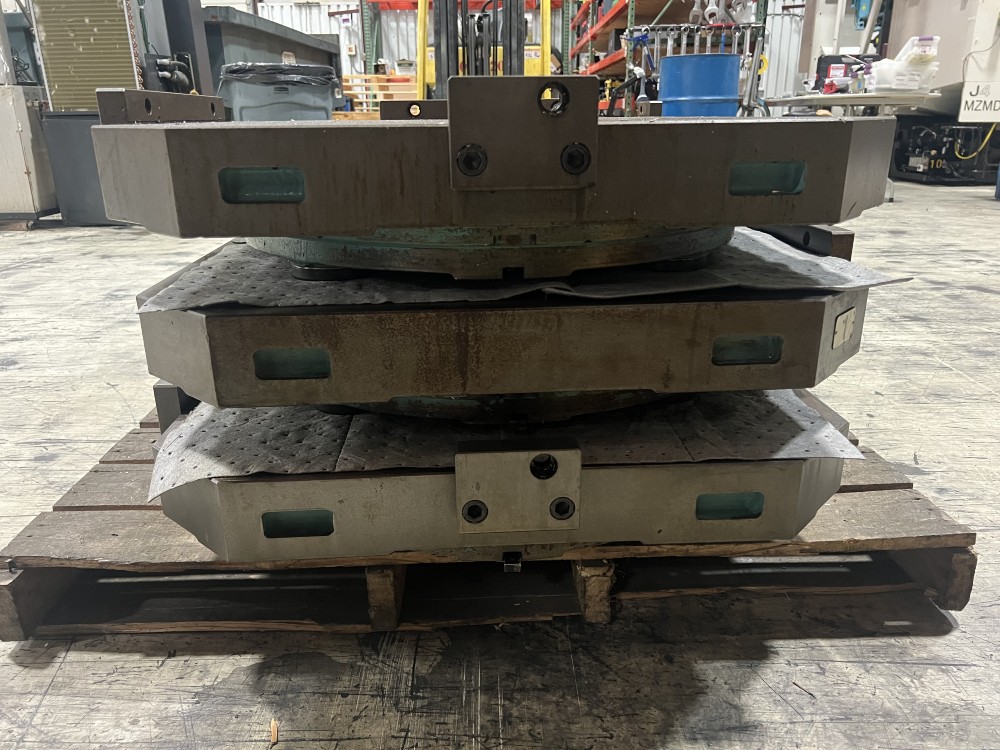 Makino #A99, machine pallets w/ edge locators, 2000 (6 available) - Image 4