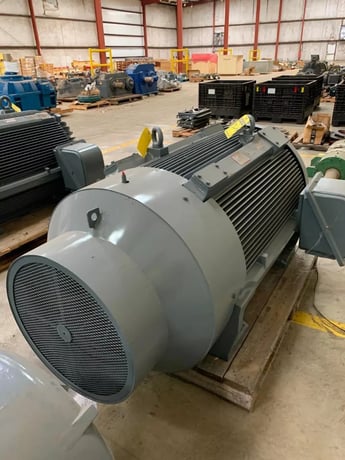 900 HP 1185 RPM Teco Westinghouse, Frame 6808, TEFCBB, 2300/4160 Volts, recond. - Image 2