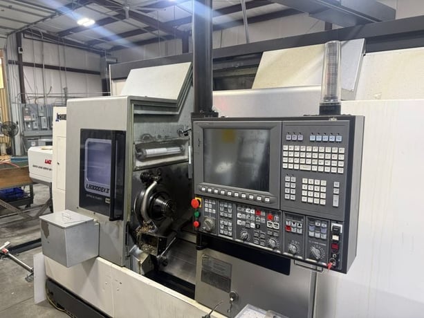 Okuma #LB-3000-EX-II, CNC lathe, 22.8" swing, 16.14" dia., 19.69" lgth, 30 HP, 5000 RPM, LNS Quickload Servo - Image 1