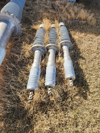 69 KV, ABB, O Plus C, 2000 Amps., bushings (style 069W2000UB), 1998 (3 available) - Image 1