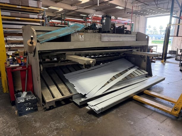 1/4" x 12' Accurshear #625012, CNC hydraulic shear, 20 SPM, 36" Back Gauge, Accurshear SC2 Backgauge Control - Image 8