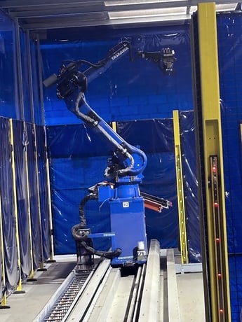 Yaskawa, AR3120, Dual-Robot Weld Cell, 45 lbs. Payload, 123" Horizontal & 221" Vertical Reach, 2023 - Image 6