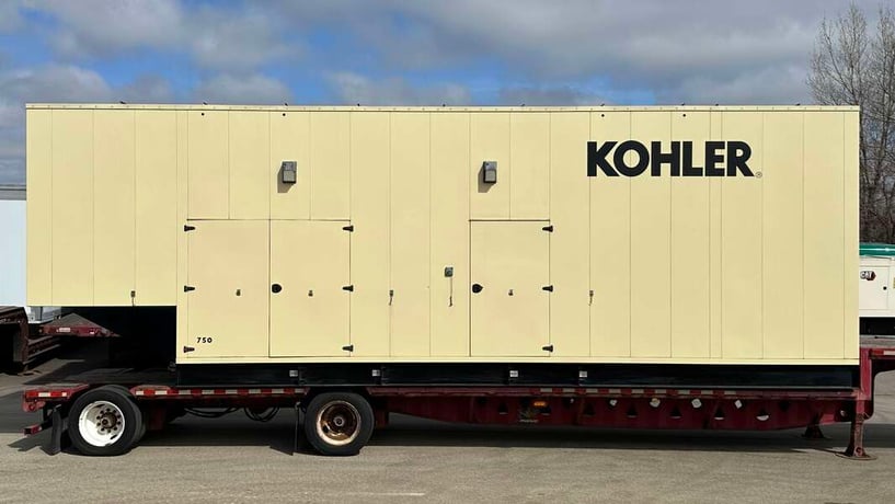 750 KW Kohler #750REZK, Natural gas generator set, 277/480 Volts, 976 hours, 1059 HP @ 1800 RPM, Siemens - Image 1