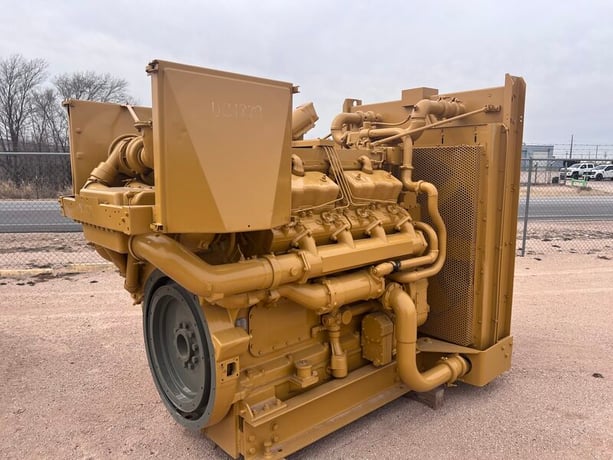 550 BHP Caterpillar #D379PCTA, industrial diesel engine, 1200 pumping - Image 3