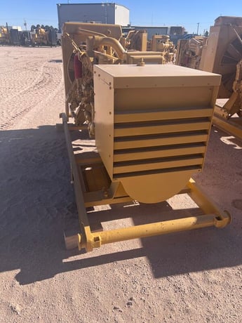 225 KW Caterpillar #D3406-T, diesel generator set, 480 Volts, 270 HP, 3406 diesel engine - Image 3