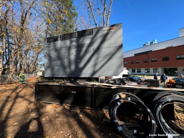 350 KW Generac #SD350, Diesel Generator, weatherproof enclosure, 275 Hours, 2013 - Image 2