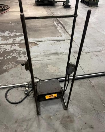 12" x .125" Littell #412-7PDL, 7-roll straightener, entry pinch rolls, automatic lube - Image 4