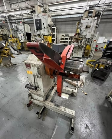 2500 lb. American Steel Line #60, motorized uncoiler, 20" mandrel, 60" outside dimensions, 16"-20" ID, manual - Image 3