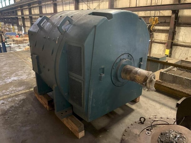 800 KW, 900 RPM, General Electric, Frame CD8664, DP-SU, 1600 amp, 500 Volts, #64312 - Image 1