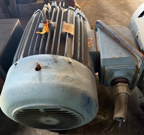 100 HP 88/2700 RPM Teco Westinghouse, Frame 405T, TEFC, 3-90Hz, Ball, offered electrically OK or rblt. w/ - Image 3