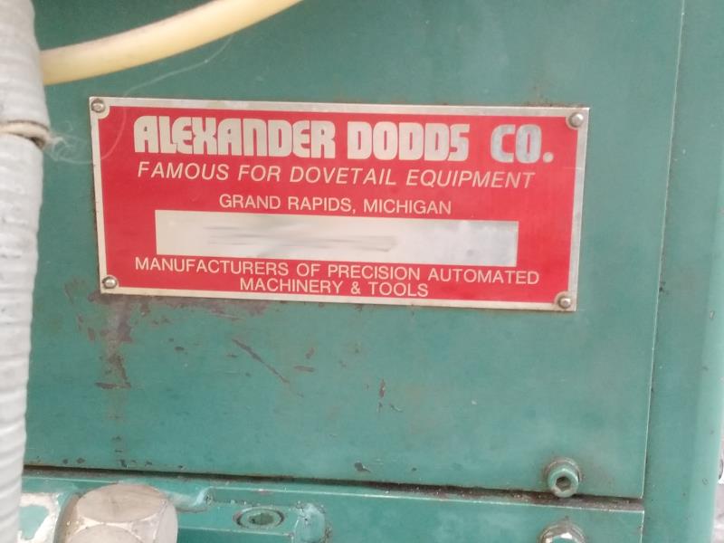 Dodds #FD-36, double end heavy duty french type dovetail machine, pneumatic clamping & automatic lube, 1981 - Image 8