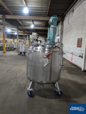 145.3 gallon Precision Stainless Reactor, 316L Stainless Steel, 45/100 psi, 550L, 36" diameter x 42" straight - Image 3