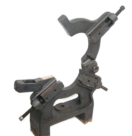 Steady Rest For 22" Lathe, cast iron, steel jaws - Image 6