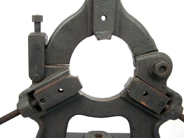 Steady Rest For 22" Lathe, cast iron, steel jaws - Image 7