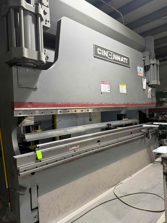 350 Ton, Cincinnati #350-Proform, CNC Hydraulic Press Brake, 14' bed & ram, 12'-6" between housings, 18" open - Image 1