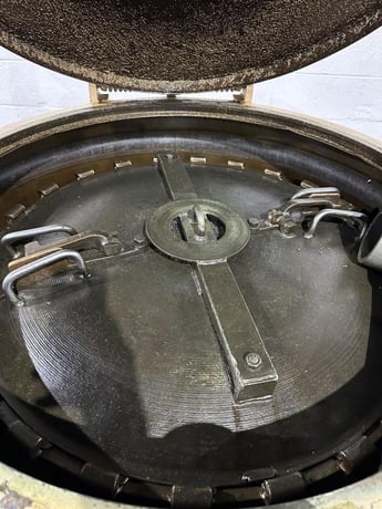Barrett #1100, automatic post type centrifugal sludge & chip spinning oil extractor, cover with lifting hooks - Image 4
