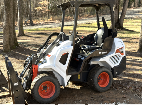 1395 lb. Bobcat #L23, wheel loader, 24.8 HP, 2023 - Image 2