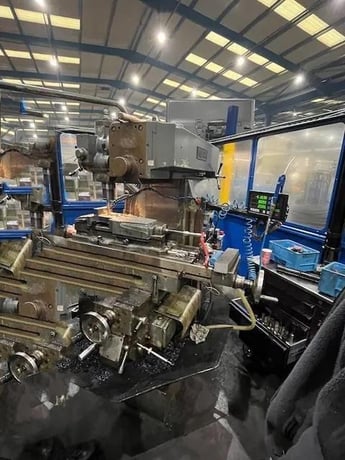 Ajax #UMD, 3-Axis Horizontal Mill, digital read out - Image 1