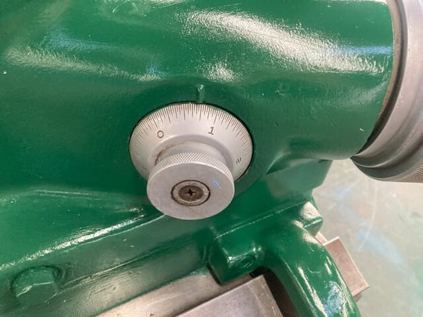 19" x 54" LeBlond, Toolroom Lathe, 3-jaw chuck, 1550 RPM, tool holder - Image 3