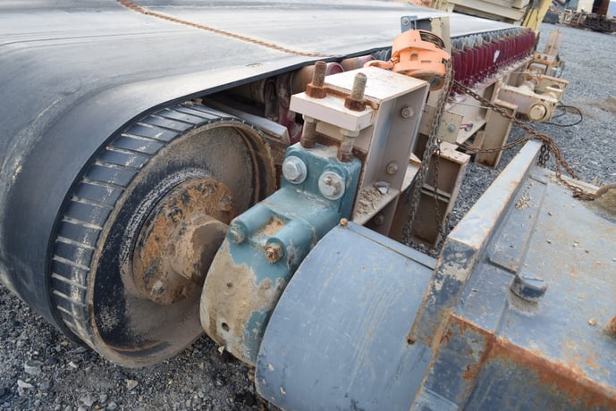 5' wide x 28' +- long belt conveyor, 3/4" thick, rubber impact idlers, Falk gearbox reducer - Image 5