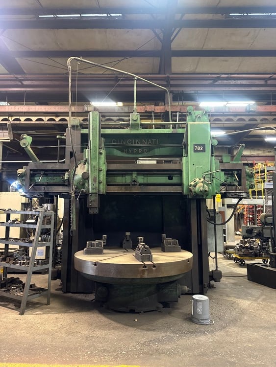 90" Cincinnati #Hypro, vertical turret lathe - Image 2