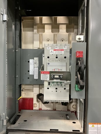 Allen-Bradley, Centerline 2100, motor control center, 800 amp, 600 VAC - Image 2