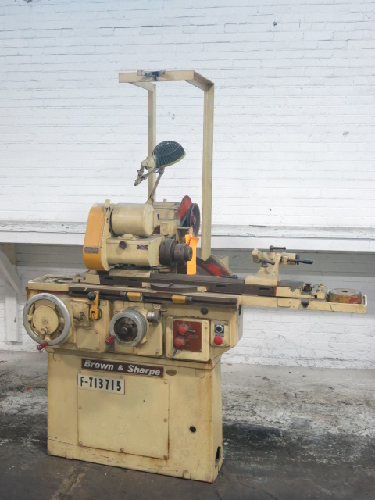 8" x 14" Brown & Sharpe #814U ValueMaster, power table, inch/metric handwheels, 1980, #154081 - Image 1
