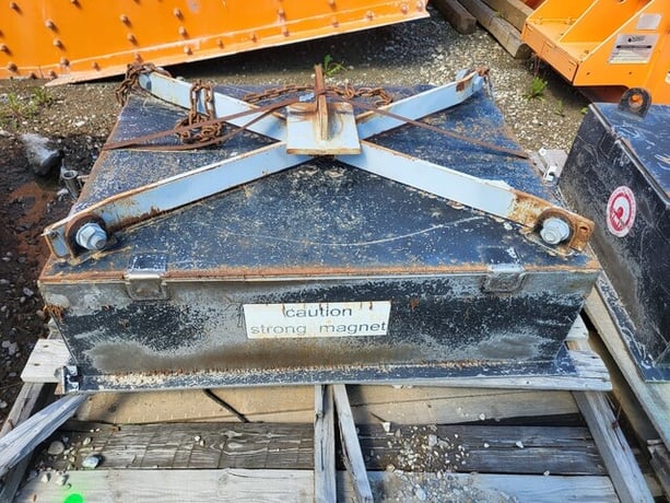 Industrial Magnetics #BM6000RHSFG, Inline Bullet Magnet, 2007 - Image 9