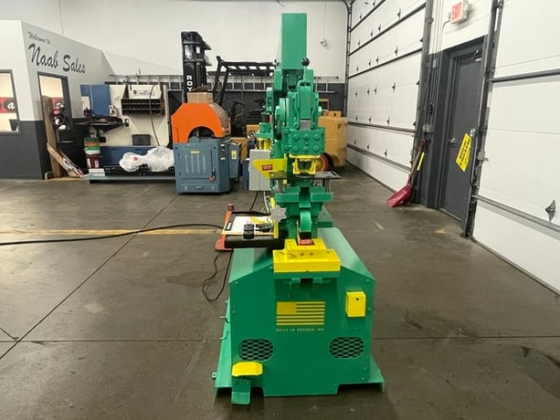3" x 3" x 3/8" Uni-Hydro #ST56, Ironworker, 56 ton, Super Turret, 10-station, 6" throat, 7 SPM, 1200 psi, 5 - Image 7