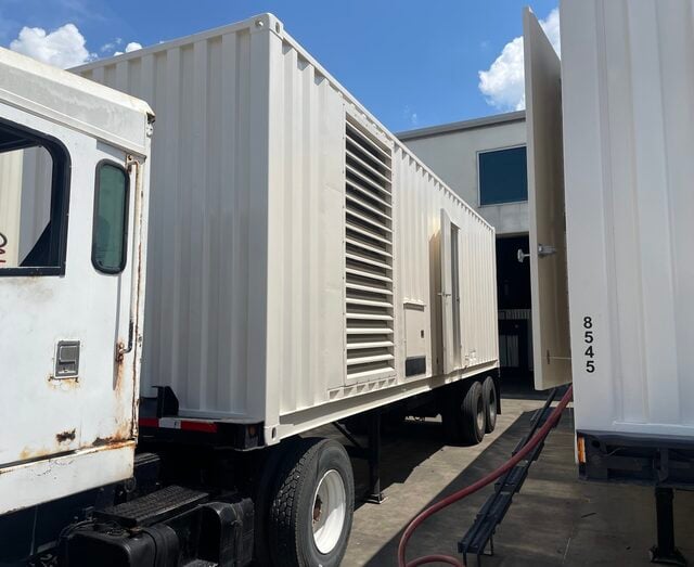 1750 KW Caterpillar #3516, Diesel Power Module, 25Z Prefix engine, 1800 RPM, Deep Sea 7310 controls, 480 - Image 1