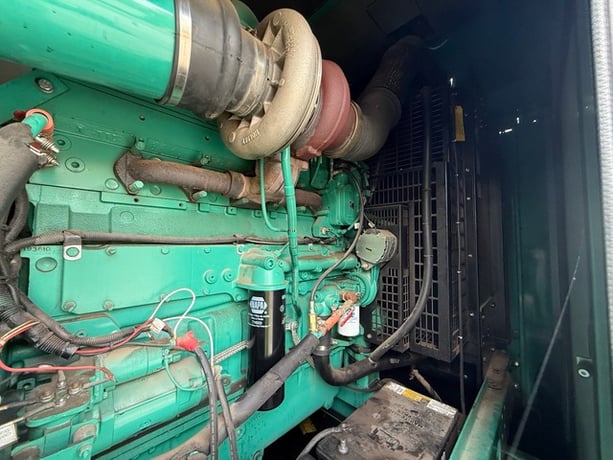 500 KW Cummins #DFEK-7206494, Diesel Generator Set, 1800 RPM, 800 amp main line circuit breaker, PowerCommand - Image 6