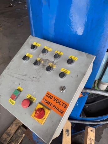 ASC 72" Double End Uncoiler, 20 20000 b., 18-22" ID, 72" outside dimensions, 200 FPM, powered expansion - Image 2