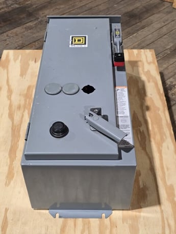 15 Amp. Square D #8539SBA11V06CH308SX1, Combination Motor Starter, 600VAC Nema 12/3R - Image 4