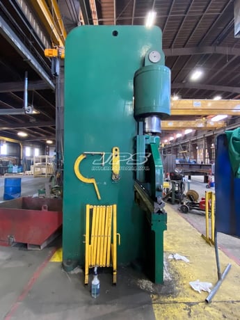 400 Ton, Cincinnati #400H12, Hydraulic Press Brake, 12' overall length, 12" stroke, 1964 - Image 3