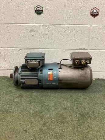 1.5 HP 1700 RPM SEW-Eurodrive, Inline Gearmotor, 230/460 Volt - Image 2