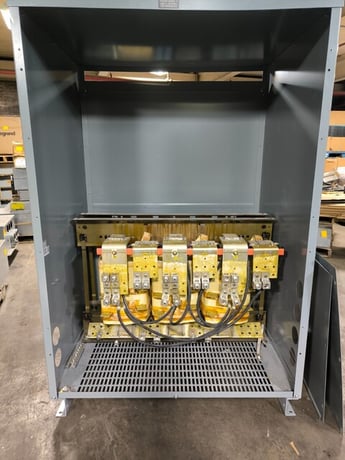 500 kVA, 480 Primary, 208Y/120 Secondary Square D #EE500T68H, Dry Type Transformer, 601A-1386A, 3PH - Image 3