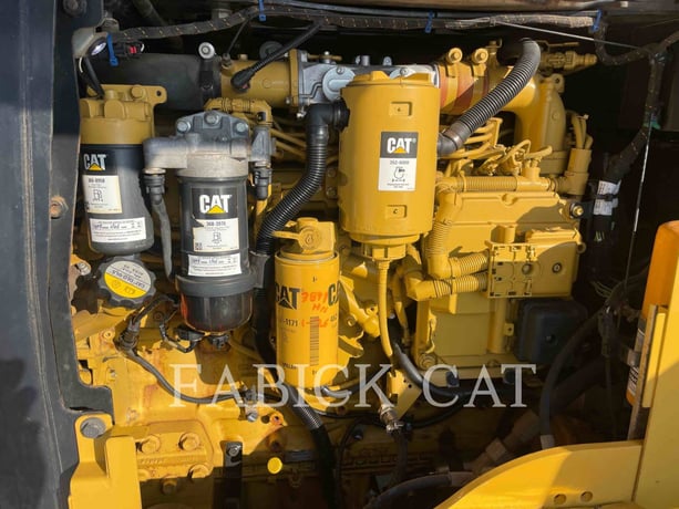 Cat 938M, Wheel Loader, 3947 hours, S/N: J3R00753, 2015 - Image 7