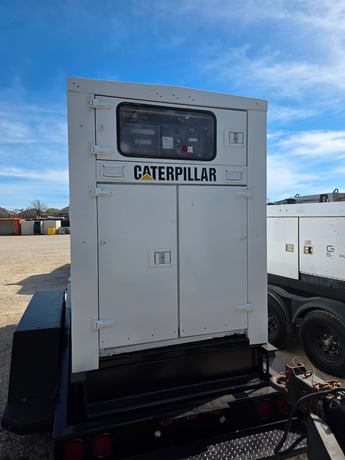 200 KW Caterpillar #XQ230, towable generator set, 2005 - Image 4