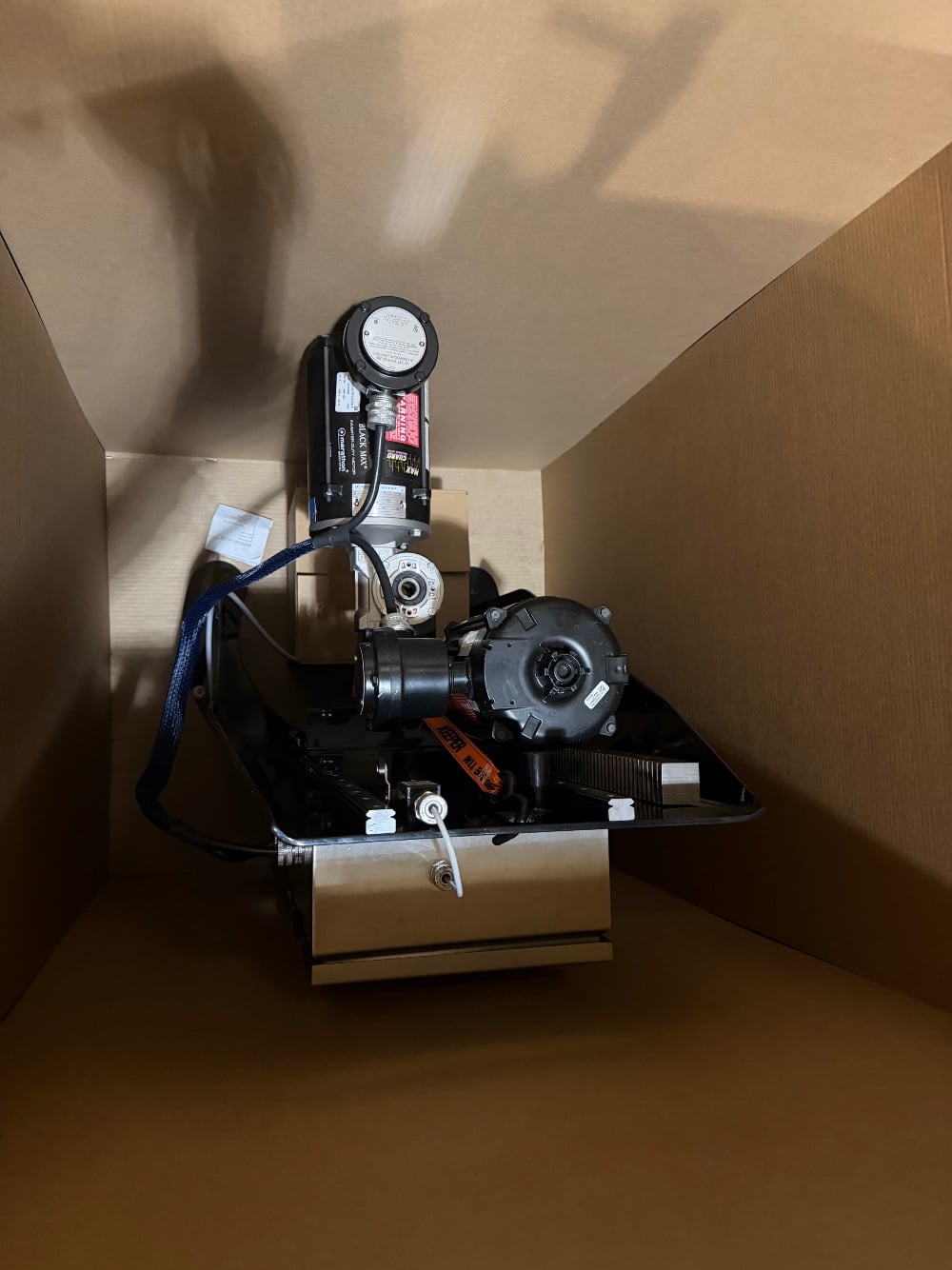 MRX #50L Z-Axis Package Type: Isolate Reactor, brand new - Image 5