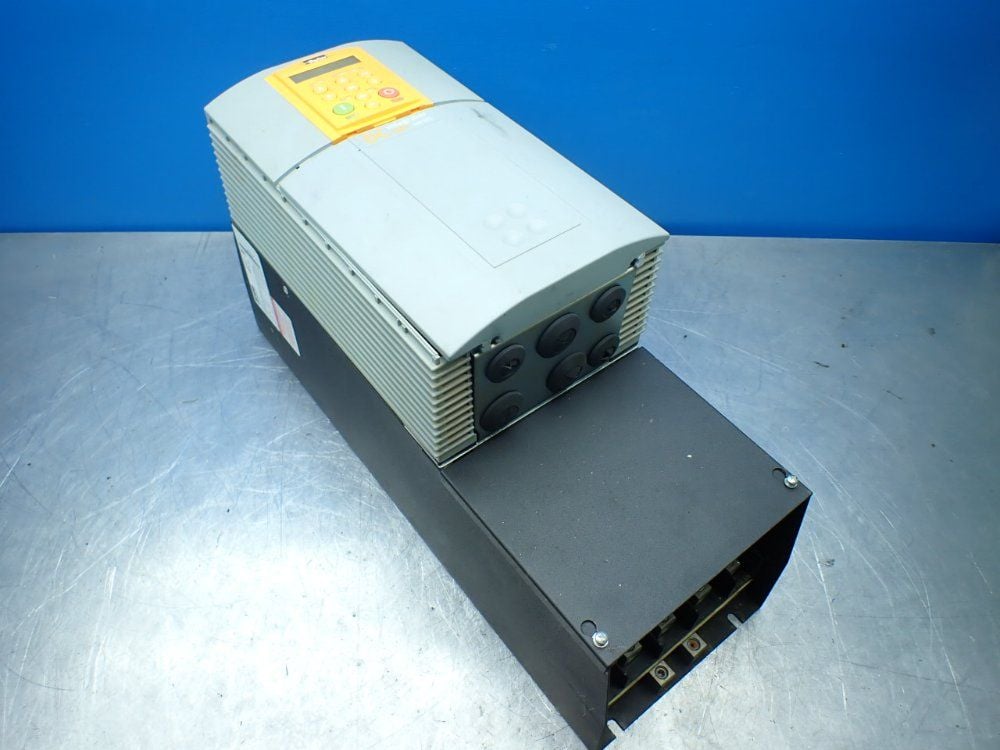 Parker, 955+8R0040, DC590+ Integrator Series Drive, 3 Phase, 63 Amps, 220-500 V - Image 1