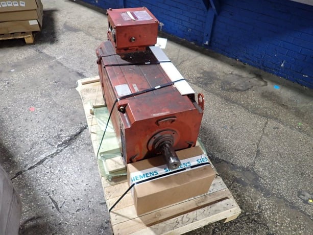 4500 HP Siemens 4PL6-228-4HD300EB0-Z, Motor, 3 Phase, 218 kW, 348/400/460 V, 2012 - Image 7