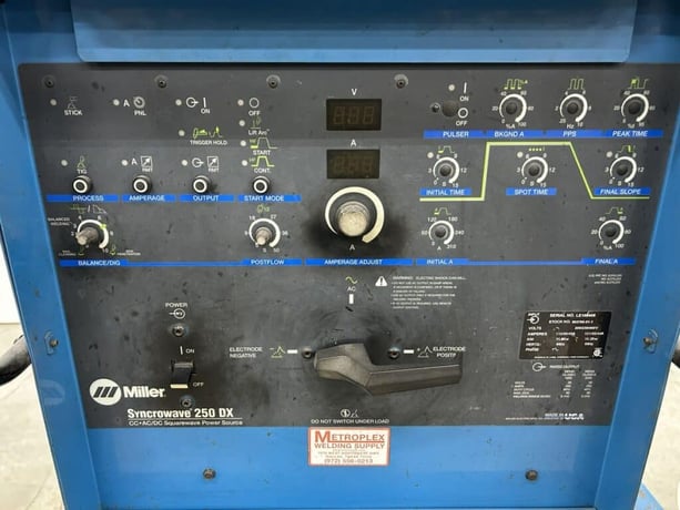 Miller #Syncrowave-250DX, AC/DC tig /stick welder, 1 phase, Miller Coolmate 3 coolant system - Image 5