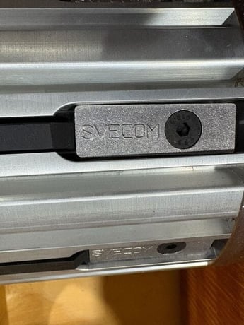 54" Svecom, Cylinder Roller, Air Expanding Shaft, 5.75"/1.75" Chuck - Image 2