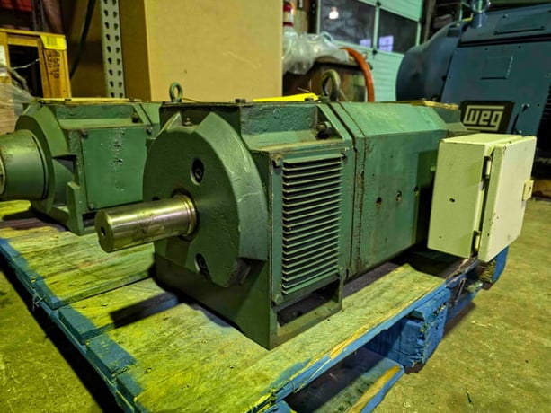 40 HP 1800 RPM Reliance, Frame LC2512ATZ, DPFVBB, 500 VA, 300 VF - Image 1