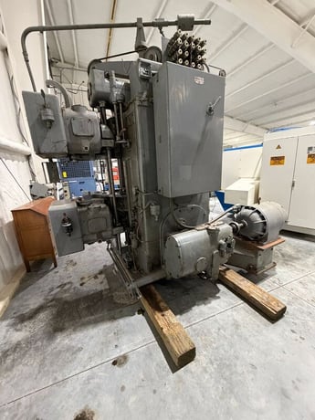 King #VTL, vertical machining center - Image 3
