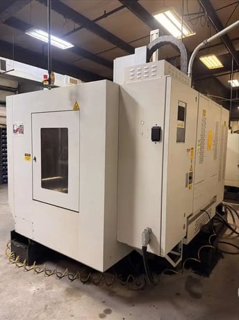 Akira-Seiki #V4XP, CNC vertical machining center, Mi645 Control, 41.3" X, 19.8" Y, 22" Z, 12000 RPM, 28 - Image 7