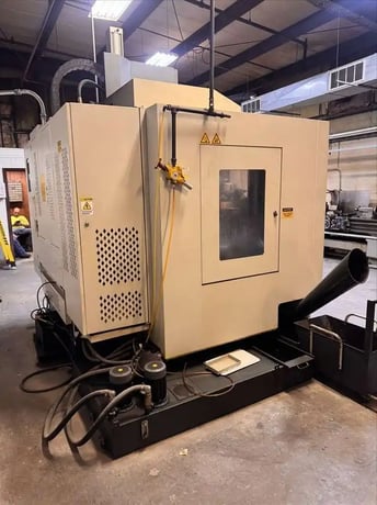 Akira-Seiki #V4XP, CNC vertical machining center, Mi645 Control, 41.3" X, 19.8" Y, 22" Z, 12000 RPM, 28 - Image 8