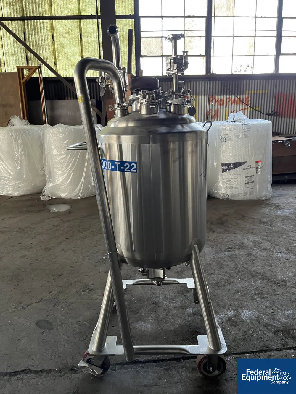 26.4 gallon DCI Reciver Tank, Stainless Steel, dish top & bottom, 15 psi, 100L, legs, 2006 - Image 4